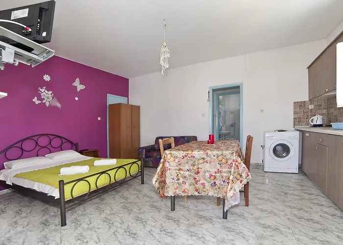 Mira Mare Липси